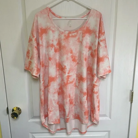 Top - Picture 1 of 4